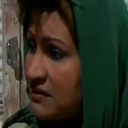 Nahed Ismail als Hoda / the girl's school headmaster