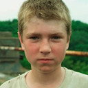 Ryan Jones als Tommy