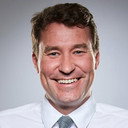 Jono Brookes als Self