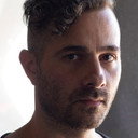 Josh Eustis als bass, synthesizers