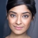 Dinita Gohil als Sangeeta