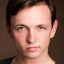 Rhys Dunlop als Gerrard, british hiker