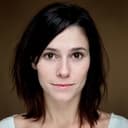 Kim Hertogs als Receptioniste