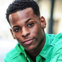 Kevin Lavell Young als Oliver