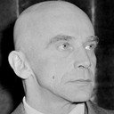 Harald Kreutzberg als Uncle Drosselmeyer / Snow King