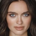 Hannah Dannelly als Amanda