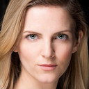 Sarah Burke als Charlotte