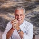 Eric Ripert als Self - Chef / Friend