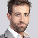 Leandro Rivera als Production Assistant