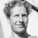 John Roy als Actor in Play (uncredited)