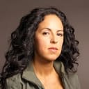 Erika Sabel Flores als Agent Salerno