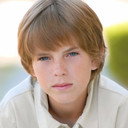 Chase Ellison als Christopher Lawrence