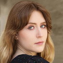 Laura Pujos als Clem