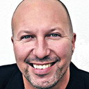 Jamil Drissi als The Intendent