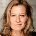 Suzanne von Borsody als Judge Birgitta Roslin