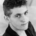 Chris Penn als Ray Feathers