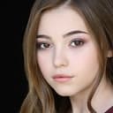 Taylor Locascio als Megan