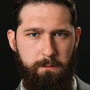 Isaac Keoughan als Joe