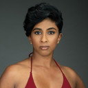 Oshini Wanigasekera als Prisha
