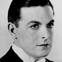 Henry Kendall als Ronald Parker