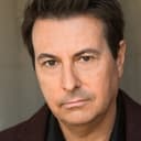 Curt Lambert als Grady