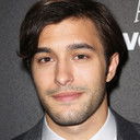 Alexander Koch als Junior Rennie