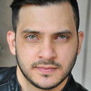 Juan Alexander als Suspicious Man