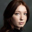 Nikki Hanseblad als Lydia