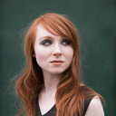 Michelle Fox als Sarah