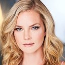Cindy Busby als Caroline Wilson