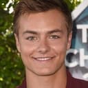 Peyton Meyer als Jordan Van Draanen