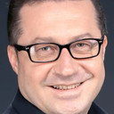 Zeki Eker als 