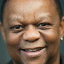 Sipho Kunene als Guitar