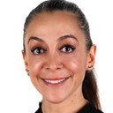 Ezgim Kılınç als Zekiye