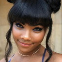 Bella Murphy als Amber