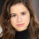 Tessa Espinola als Young Cailean