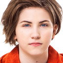 Emmy DeOliveira als Kate Weatherall