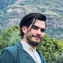 Fer Suárez als Ariana