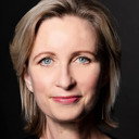 Pamela Hardy als Angela