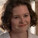Greta Larkins als Sacha Johnson