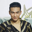 Philip Thinroj als Zhang Wei