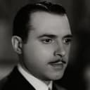 Adrián Cuneo als Gualberto Campos