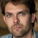 Franck Libert als Bernard