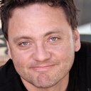 Alan Collett als Thomas