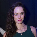 Ellen Francis als Rebecca