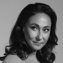 Cherie Gil als Doña Margarita Arcanghel