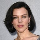 Debi Mazar als Gloria Swanson