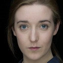 Muireann Ní Raghallaigh als Fia Barrett Ní Chonghaile