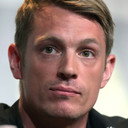Joel Kinnaman als Thomas