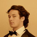 Dwyer O'Brien als Dwyer Evanson-Brando